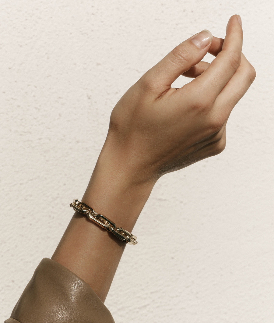 Linked Stretch Gold Bracelet