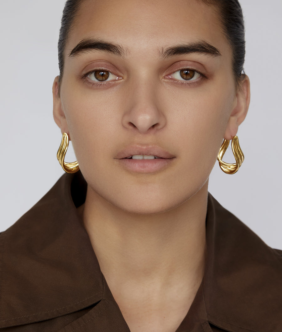 Lynx Sleek Gold Earrings