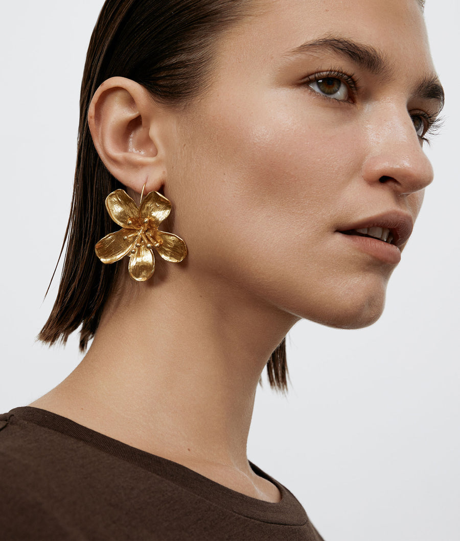 Tina Flower Silhouette Drop Earring